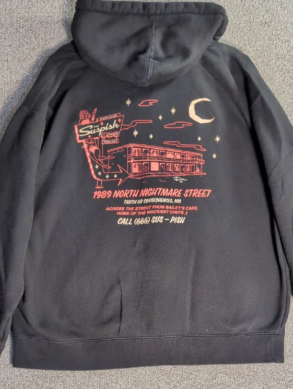 Bailey Sarian Suspish Inn Full Zip Hoodie Size XL Murder Mystery & Makeup Black - Picture 5 of 9